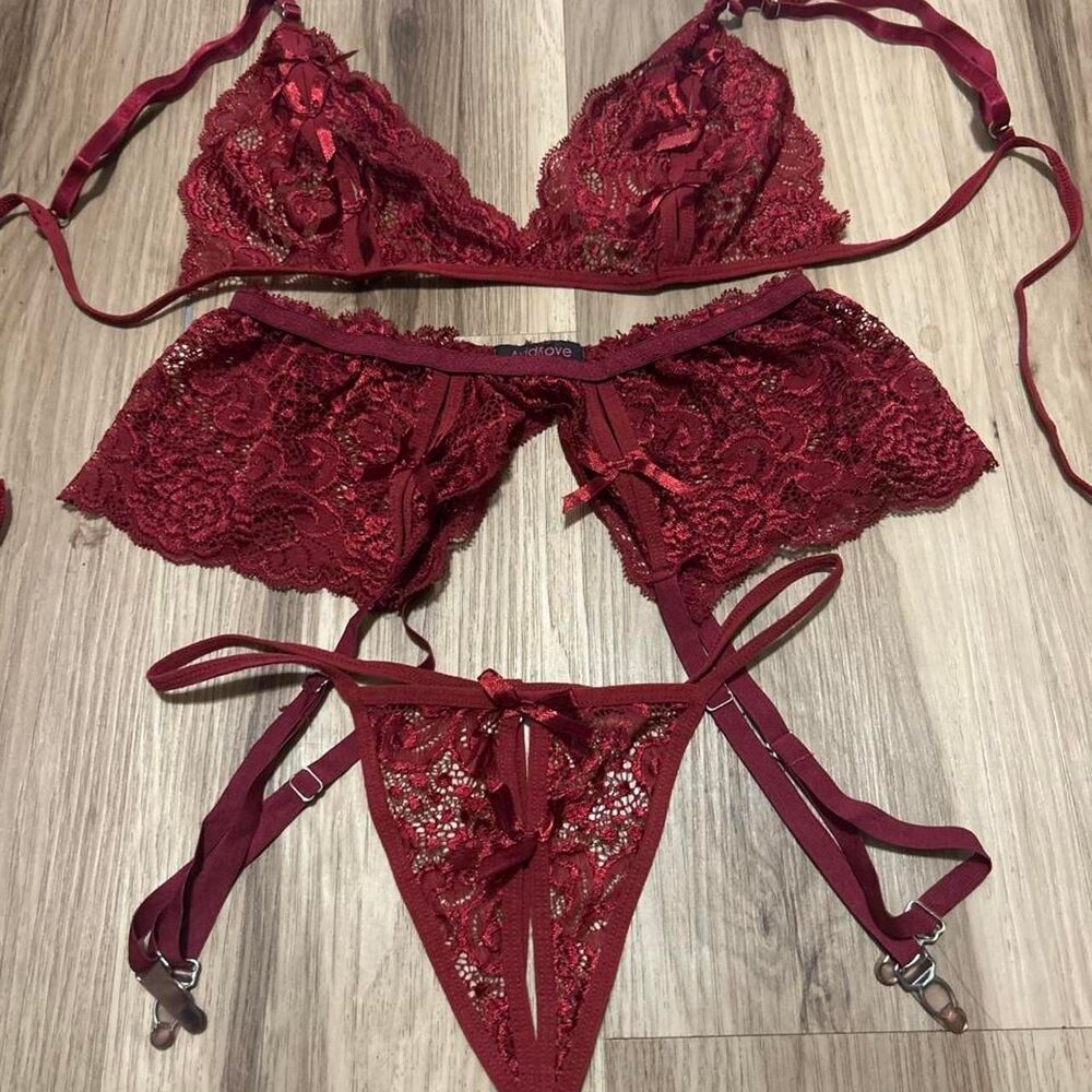 Avidlove Women's Burgundy and Red Underwear